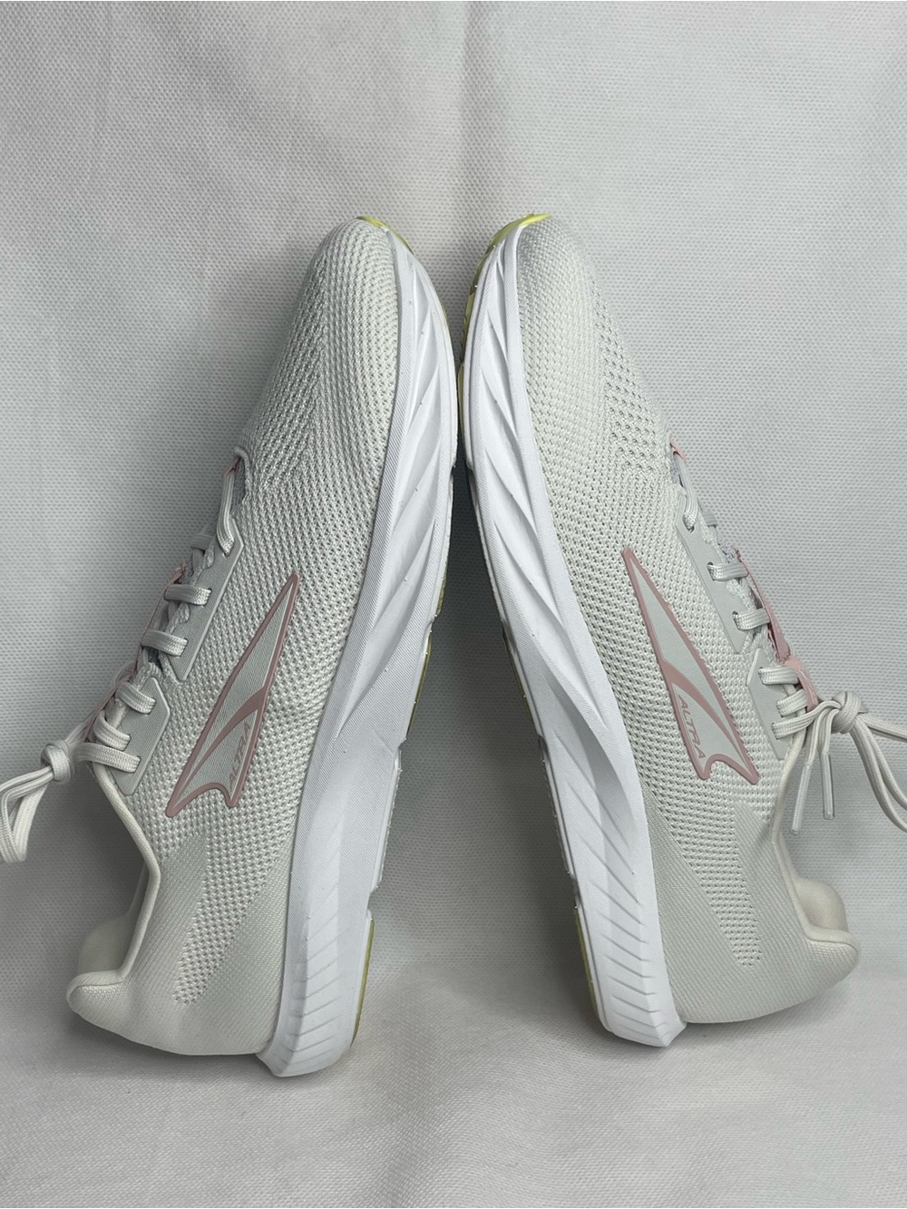 ALTRA Escalante 4 Athleisure Sneaker Womens Size US 8.5 Gray Mauve White Shoes - Picture 11 of 15